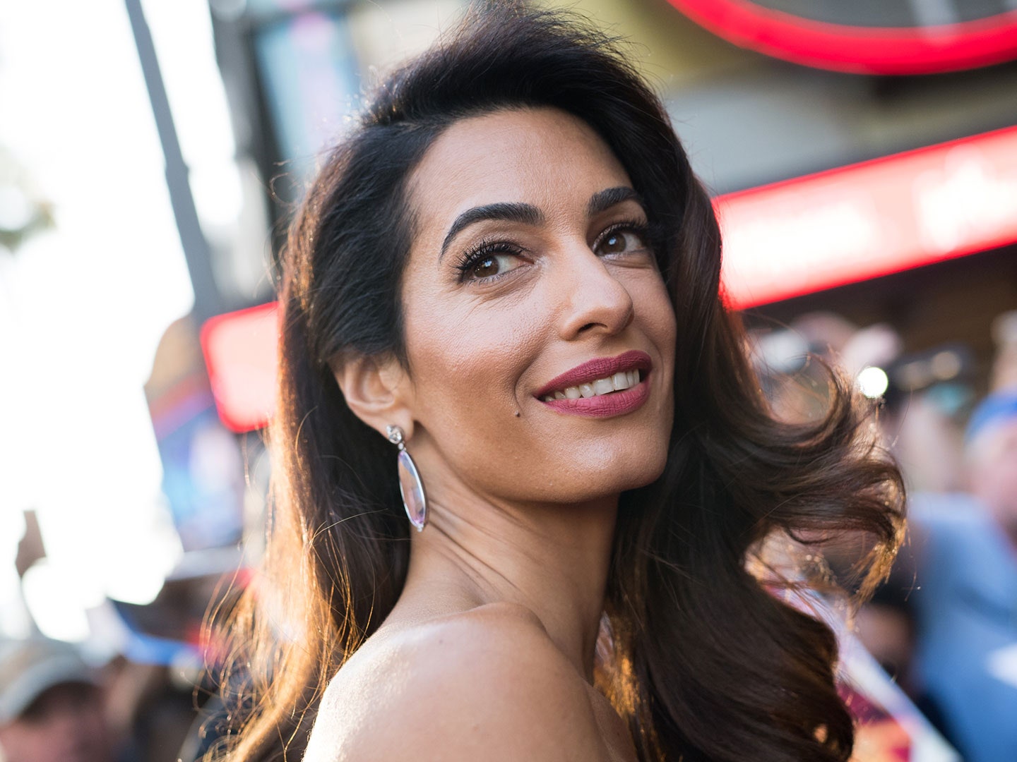 Amal Clooney says ‘yes’ to the wedge sandal comeback