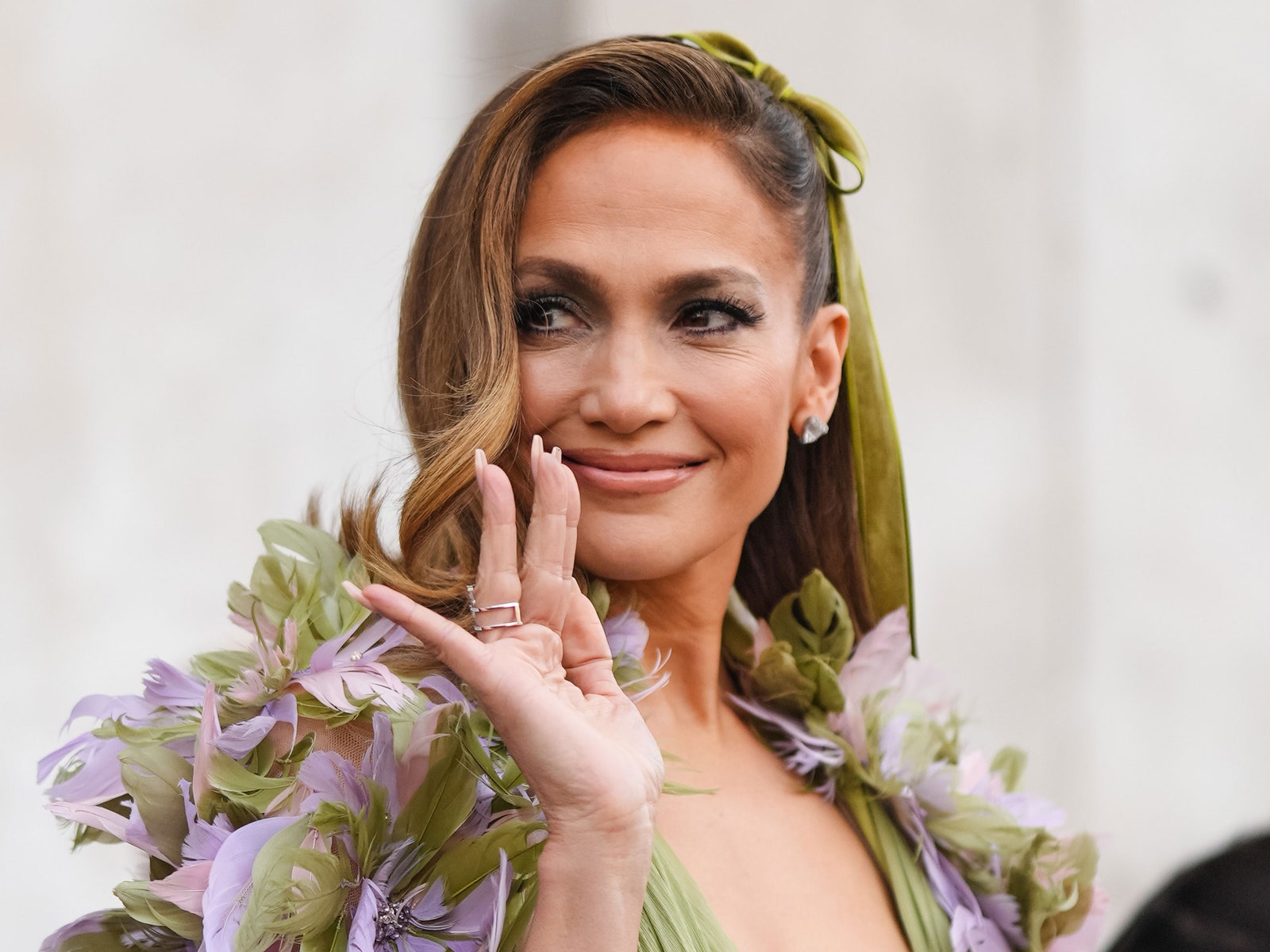 This Jennifer Lopez-approved nail trend is the perfect transitional manicure for autumn