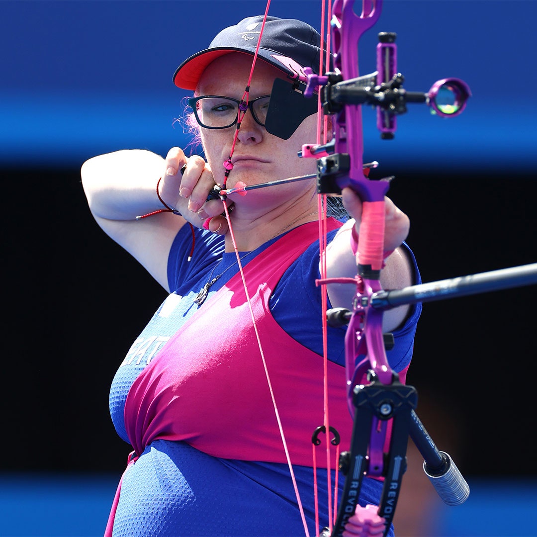 Paralympic archer Jodie Grinham just competed while 7 months pregnant